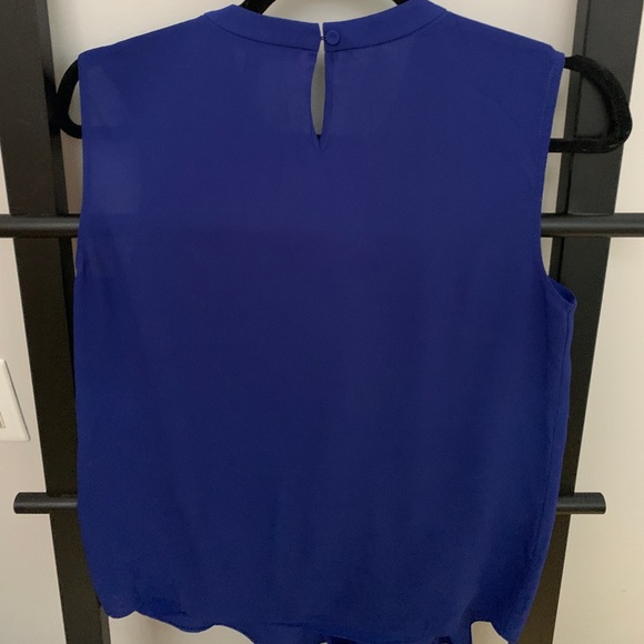 Vibrant blue sleeveless blouse - BCBG MaxAzria - Picture 2 of 3